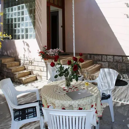 Feriehus Holiday Cherry Hvar 4+2